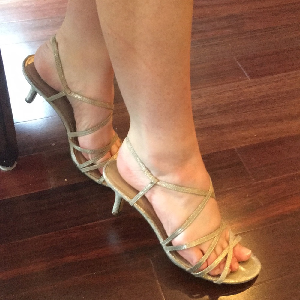 Lulu Townsend gold straps heel